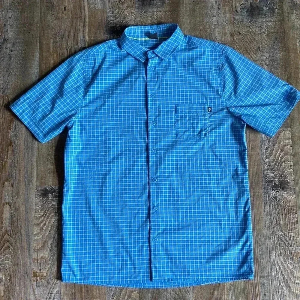 Helly Hansen| Short Sleeve Button Down